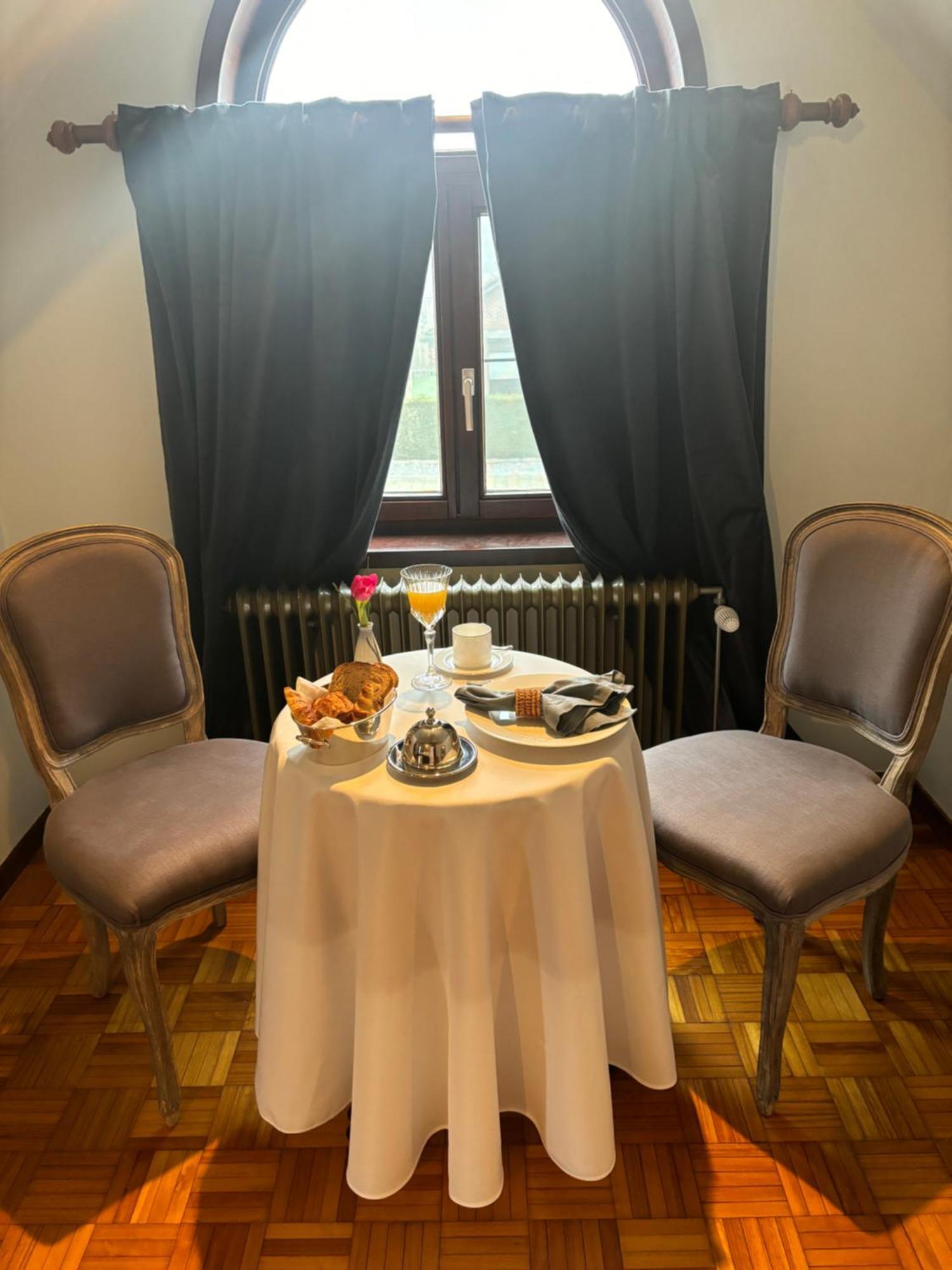Sophia Rooms 14 Maasmechelen Esterno foto